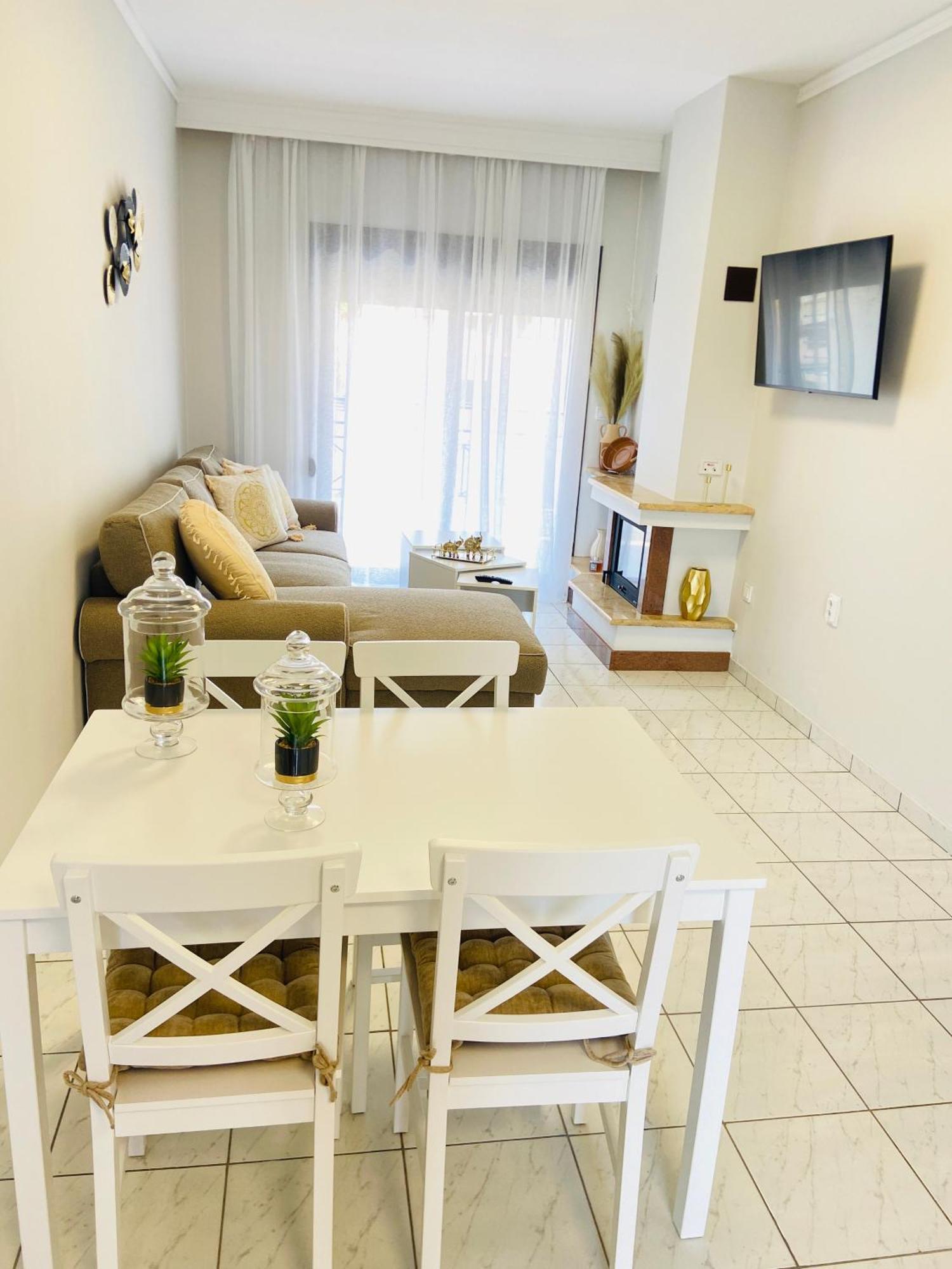 Peramore Apartment Néa Péramos Eksteriør billede